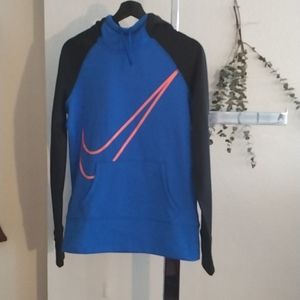 Nike Therma-Fit Sweatshirt